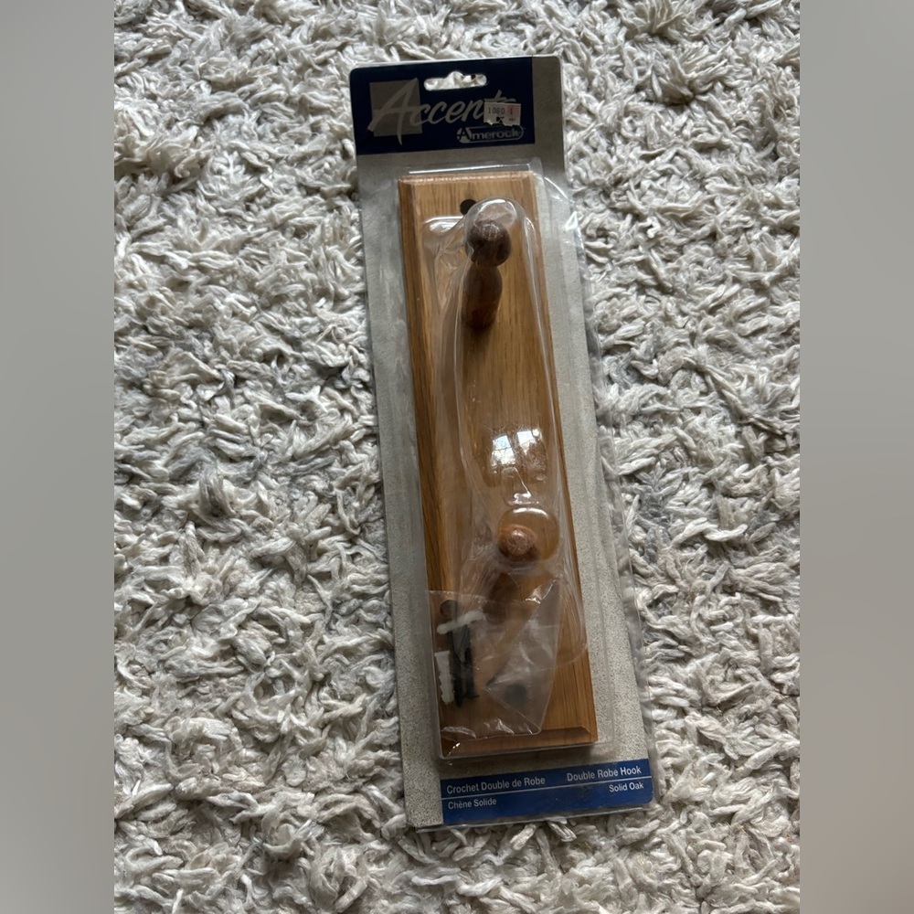 Vintage Accents by Amerock Oak Wall Hook – NIB 11”